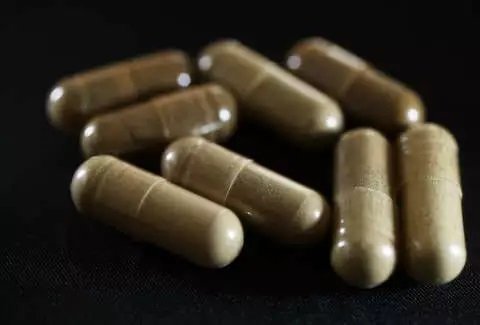 Buy-Mitragyna-Speciosa-Kratom